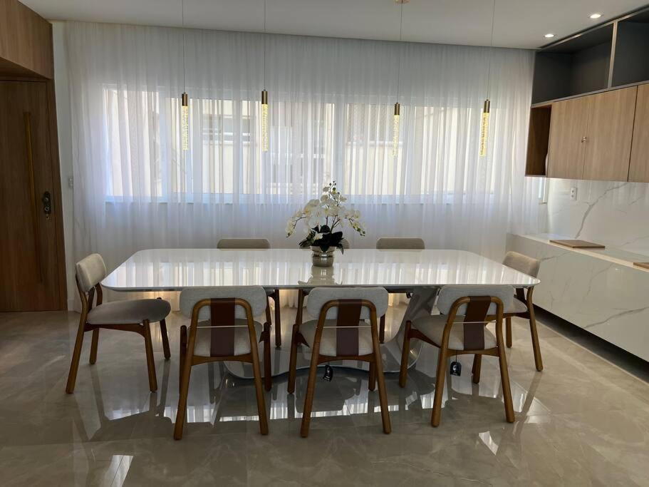 Apartamento Copacabana Lateral Mar Rio de Janeiro