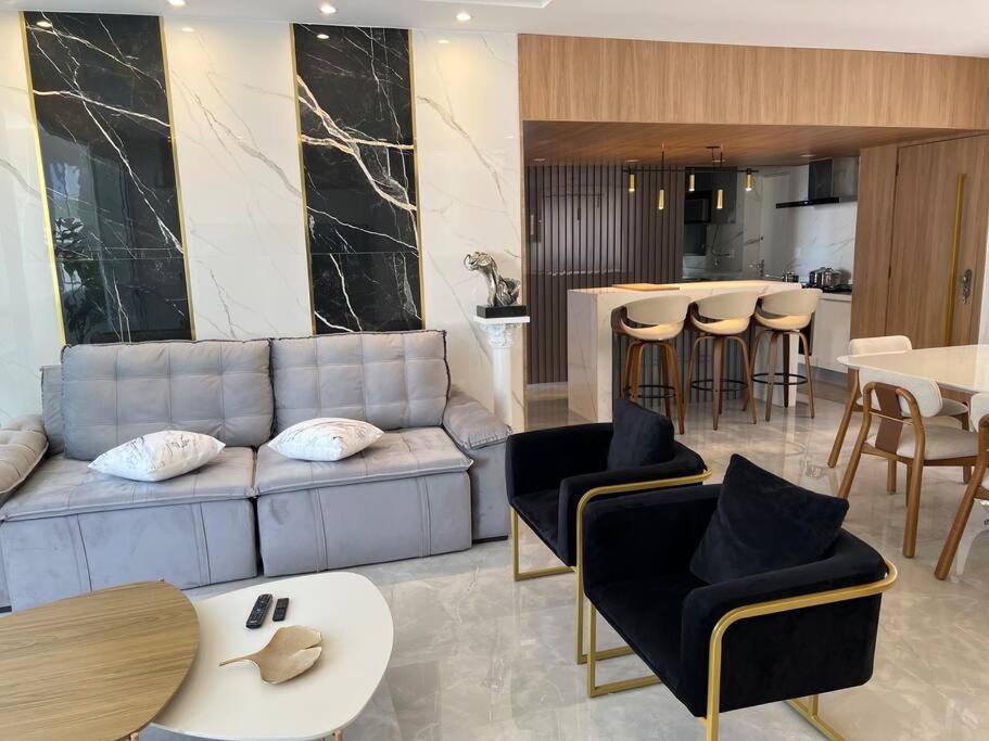 Apartamento Copacabana Lateral Mar Rio de Janeiro