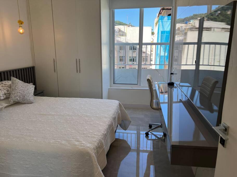 Apartamento Copacabana Lateral Mar