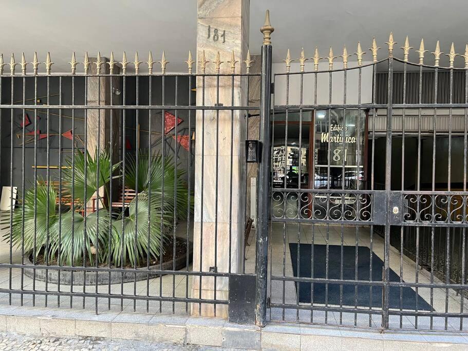 Apartamento Copacabana Lateral Mar Rio de Janeiro